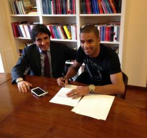 Agora é oficial! Torino deposita dinheiro e contrata Bruno Peres, do Santos