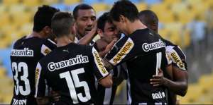 Botafogo veta Edílson e Vagner Mancini confirma Emerson em Brasília contra o São Paulo