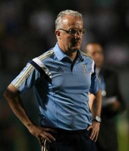 Dorival Júnior destaca importância da vitória no Pacaembu