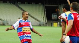 Série C: Edinho sofre com lesão e virose e deve desfalcar o Fortaleza