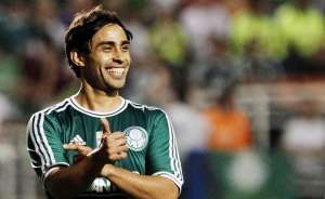 Lúcio, Allione e Valdivia devem voltar ao Palmeiras contra o Flamengo