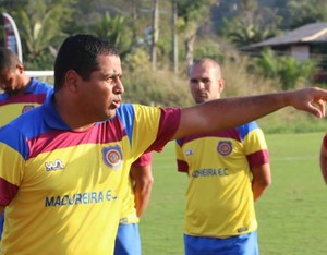Treinador acha que está mais do que na hora do Madureira ligar o sinal de alerta na Série C