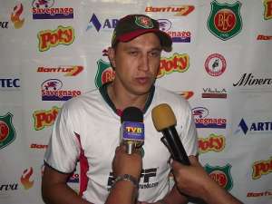 Segundona: ‘Aqui no Barretos é tudo muito difícil’, diz auxiliar após derrota