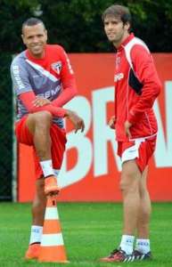 Para Kaká, São Paulo não pode depender de um jogador