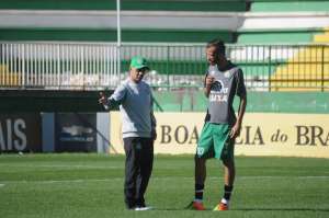 Fundamental contra o Corinthians, volante espera jogo difícil contra o Grêmio