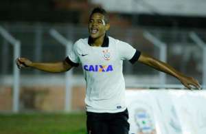 Atlético-PR faz uma aposta e contrata Zé Paulo, do Corinthians