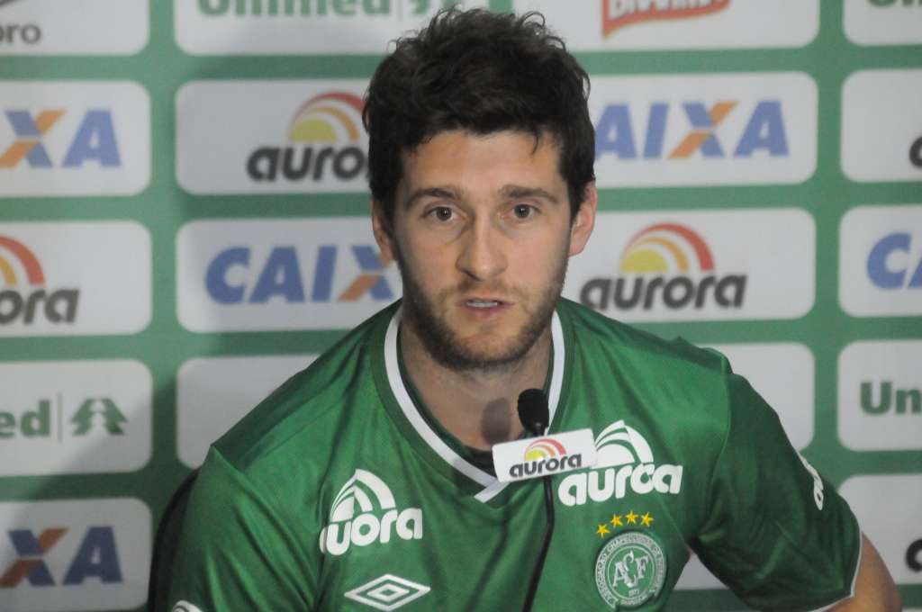 Danny Morais é o novo reforço da zaga do Chapecoense