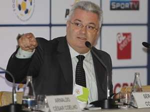 Comissão de Arbitragem da CBF vê exagero nas críticas