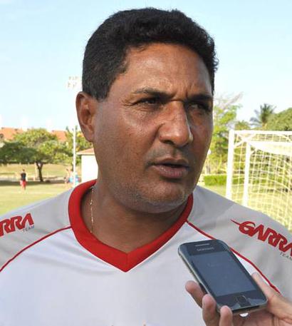 Flávio Barros, treinador do River, ironizou o Remo: 
