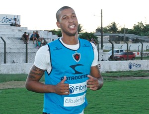 Série C: Walter, do Botafogo-PB, rompe tendão e não joga mais nesta temporada