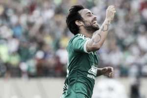 Capitão, Valdivia assume papel de líder no Palmeiras