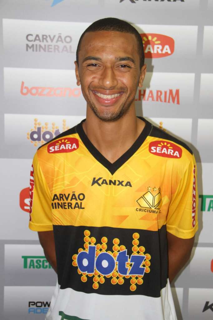 Gualberto desfalcará o Criciúma contra a Chapecoense