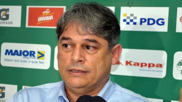 Veiga optou por Mineiro no time titular do Guarani