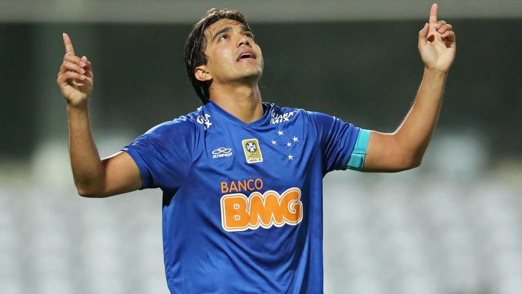 Marcelo Moreno revive um bom momento no Cruzeiro