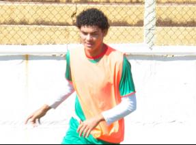 Seleção FI da Segundona definida com xarás na defesa e técnico Pinho do Barretos