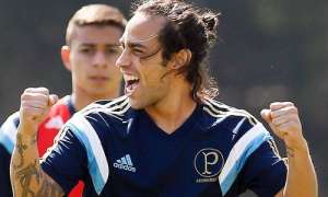 Valdivia consegue liberação e irá enfrentar Chapecoense