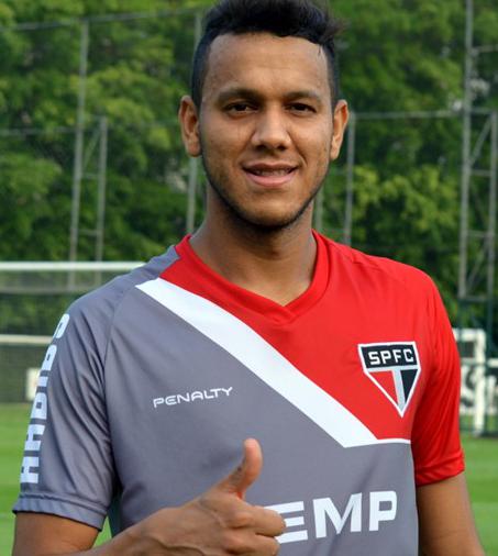 Souza, do São Paulo, foi convocado para a Seleção Brasileira de Dunga