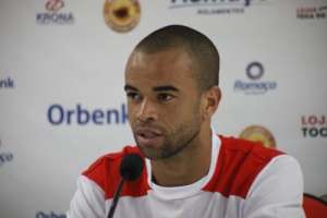 Após vitória, Dorival confirma chegada de Washington, volante do Joinville