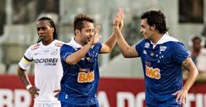 Ricardo Goulart sofre estiramento e vira problema no Cruzeiro