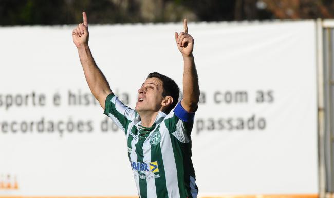 Fumagalli marcou gol bugrino, mas ele não foi o suficiente para garantir a classificação do time - Rodrigo Villalba/AFI