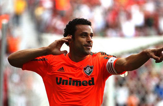 Fred deu flechadas para a torcida na comemoração do gol do Fluminense - Foto Nelson Perez/Fluminense F. C.