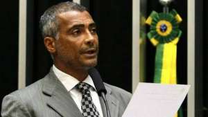 Romário é eleito Senador do Rio e Andrés Sanchez é deputado por SP.  Veja os boleiros eleitos!