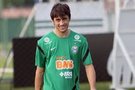 Robinho deve retornar ao time do Coxa contra o Criciúma