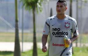 Ralf é relacionado, mas não começa contra o Cruzeiro