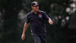 Com desfalques, São Paulo não terá zagueiros no banco