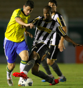 Botafogo trava duelo direto para fugir do rebaixamento