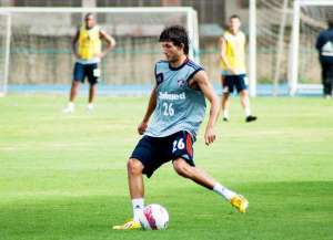 Titular, Fernando brilha em treino do Fluminense antes de jogo
