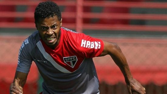 São Paulo entra com recurso para ter Michel Bastos 2 0002050035002 img