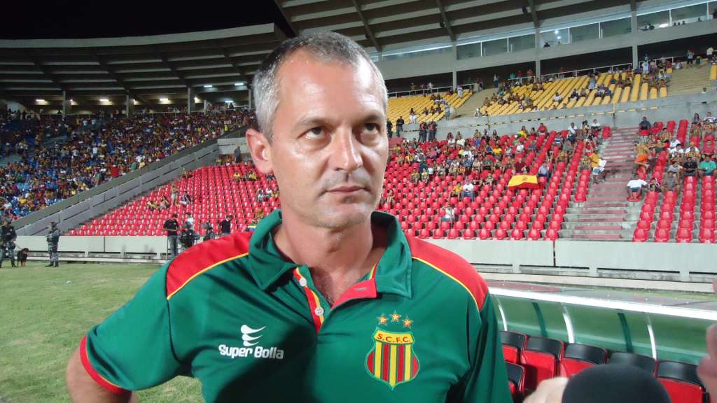 Lisca tem muitos desfalques no Sampaio Corrêa