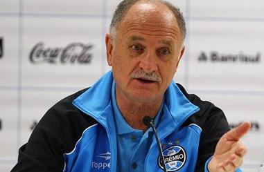 Felipão tem a missão de diminuir uma larga vantagem do Verdão em confrontos no Brasileirão - Divulgação