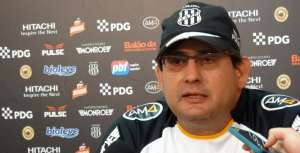 Guto Ferreira mantém os pés do chão e pede paciência com novos titulares da Ponte Preta