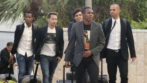 Corinthians pretende contar com Gil e Elias contra Atlético-MG