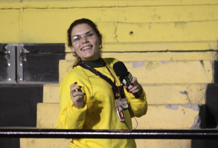 Repórter e Jornalista Michelle Veiga da Rádio Difusora de Içara-SC