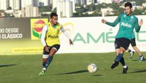 Corinthians se interessa por Jackson, do Internacional