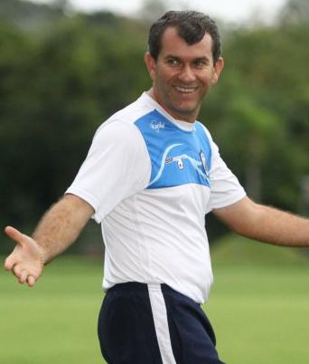 Com Paulo Tencati, o Londrina tem o melhor aproveitamento no futebol brasileiro