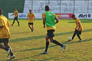 Segundona: Técnico da Portuguesa Santista, Paulo Cézar Catanoce confia na vitória contra Atibaia