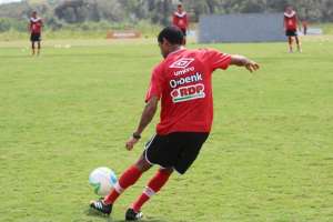 Wellington Saci está em fase final de recuperação e deve reforçar Joinville na reta final da Série B