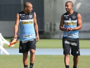 Demitidos do Botafogo mostram revolta com presidente