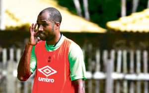 Remo terá de pagar R$ 120 mil a zagueiro Rogélio, muito contestado no clube