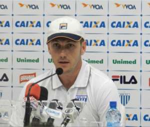 Caxias acerta com Paulo Turra, ex-técnico do Avaí, para 2015