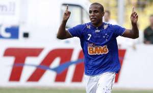Borges deixa delegação do Cruzeiro por causa de lesão