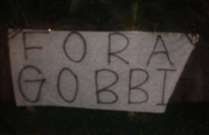 À espera de protesto, Corinthians reforça segurança em CT