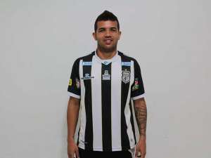 Treze-PB confirma a saída dos meias Jonathan e Leandro Santos e o do volante Sapé