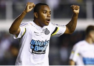 Robinho admite cansaço, mas se diz 100% para clássico