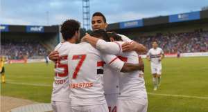 Muricy indica que Michel Bastos pode substituir Pato