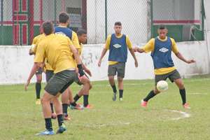 Segundona: Portuguesa Santista treina confiante no acesso